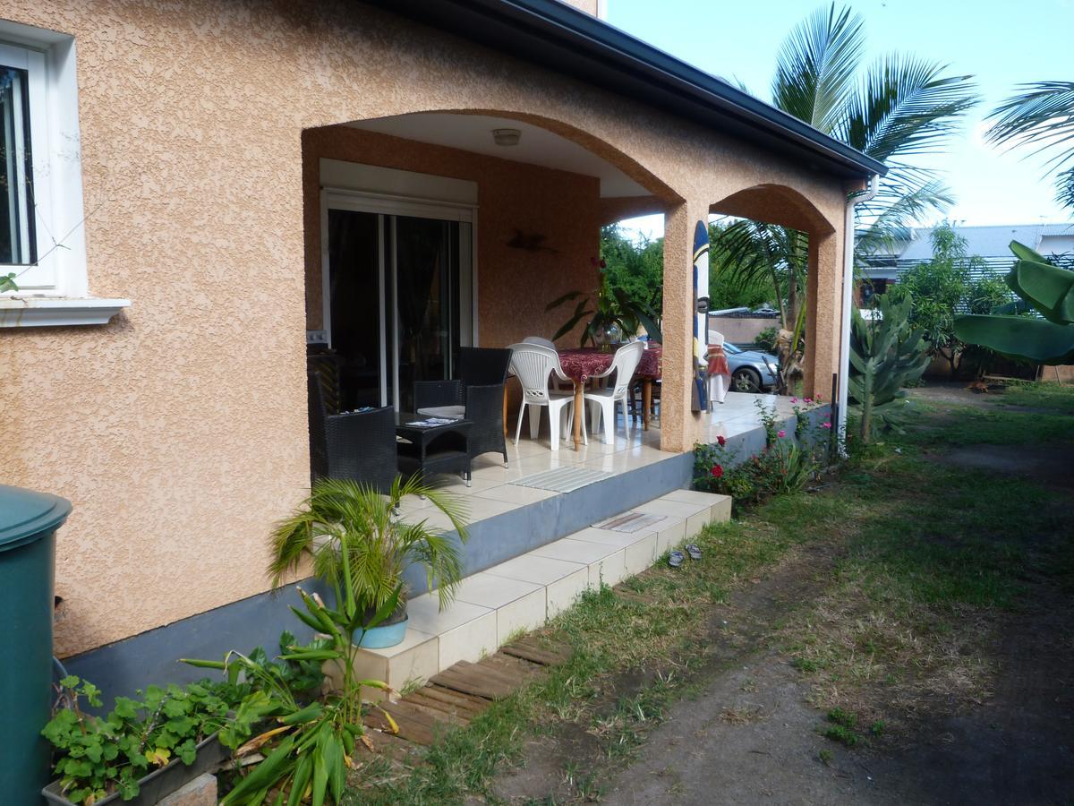 Chez Chouchou Bed & Breakfast Riviere Saint-Louis Екстериор снимка