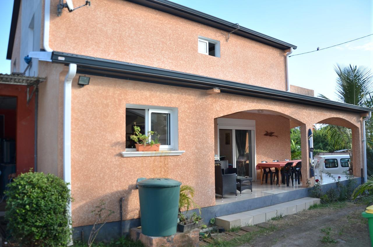 Chez Chouchou Bed & Breakfast Riviere Saint-Louis Екстериор снимка